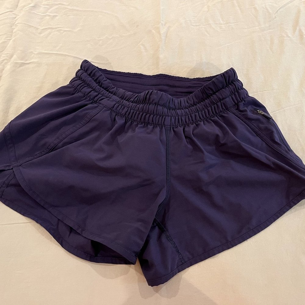 Lululemon Tracker Shorts 4" Mid Rise